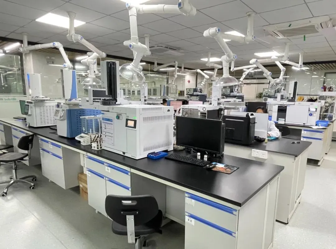 General Manager Zou Yang also stated that Zinwi Biotech will root in Guangming, adhere to industry, innovation, and elevate its standards, make the company stronger and bigger, and firmly shoulder the industry mission of "striving to be a model, striving to be a demonstration, and striving to be at the forefront."