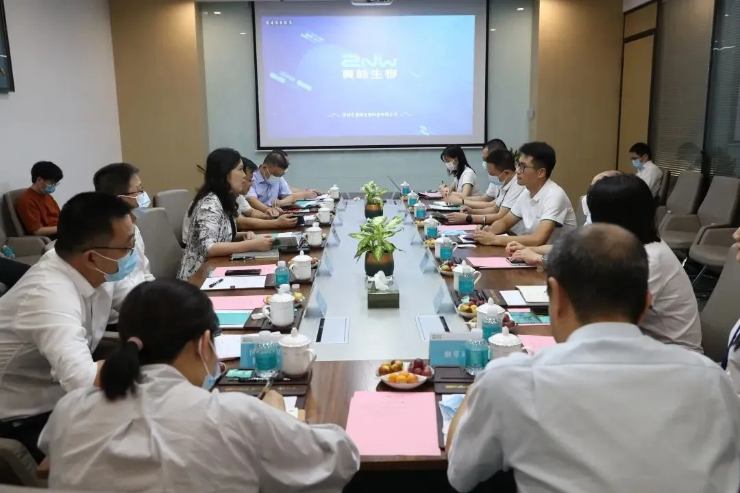 Cai Ying, the secretary of the Guangming District Committee of Shenzhen led a visit to Zinwi Biotech