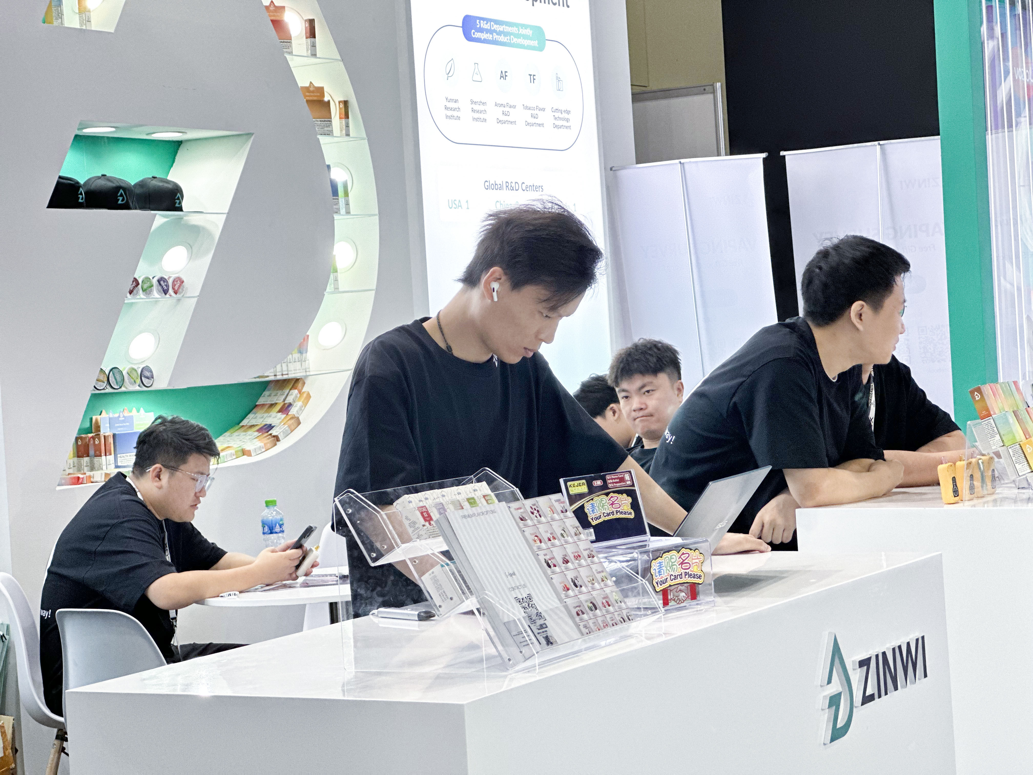 Zinwi Biotech Shines at World Vape Show Dubai 2024, Continues to Lead Industry Innovation